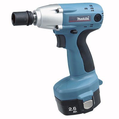 Masina de insurubat cu impact, cu acumulator Makita 6934FDWDE